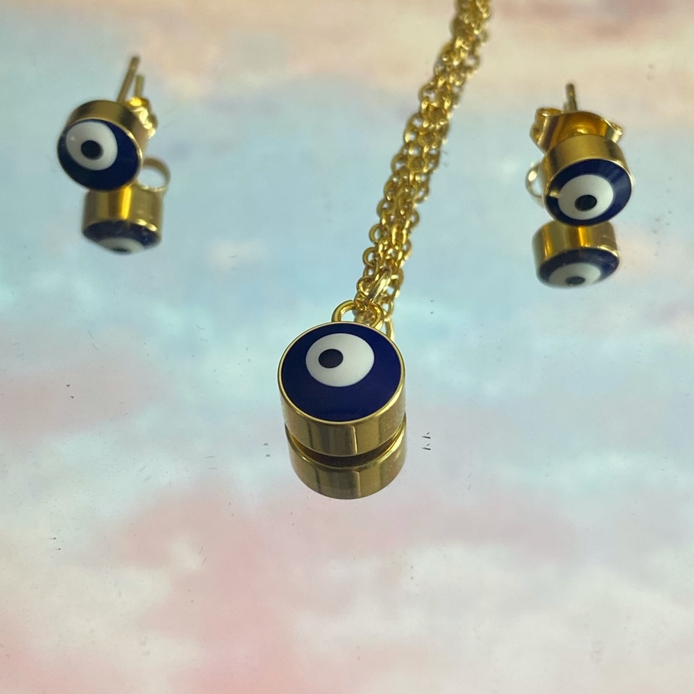 Eye Necklace & Earring Set ✨